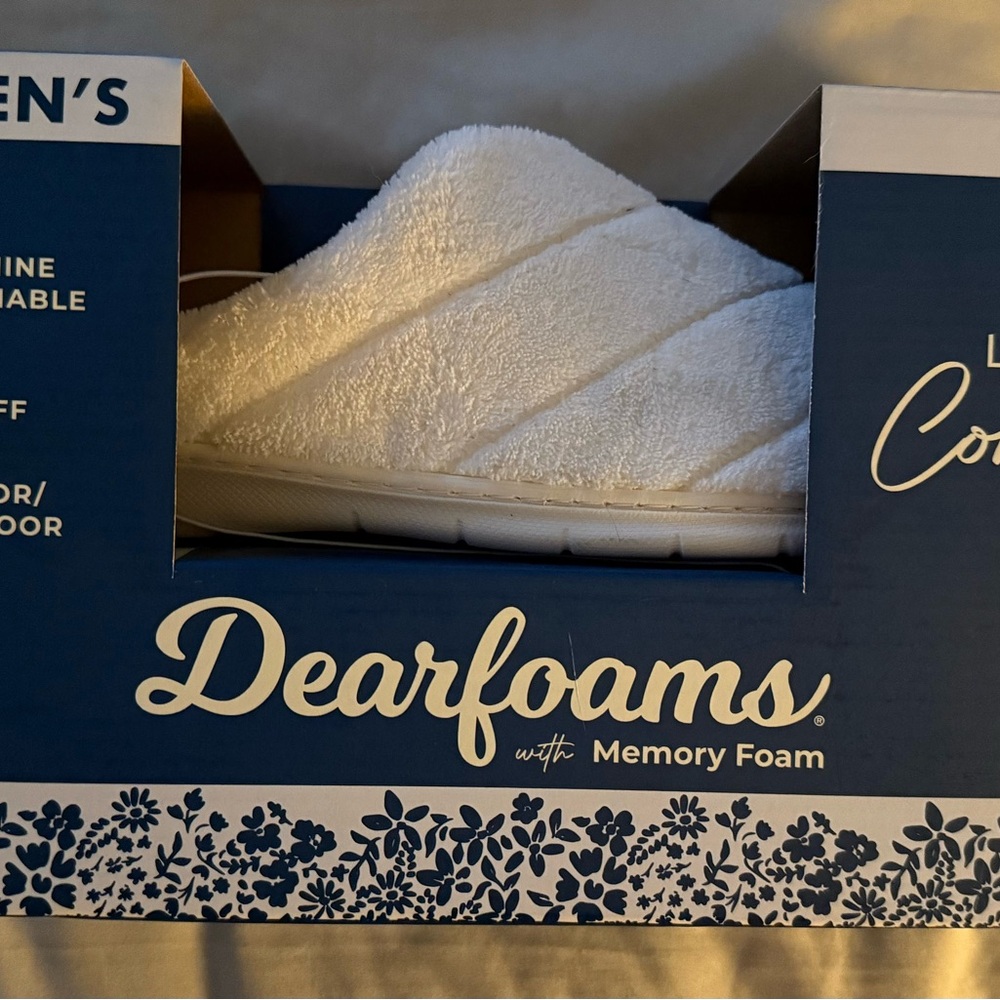 Dearfoams Blue and White Memory Foam Slippers